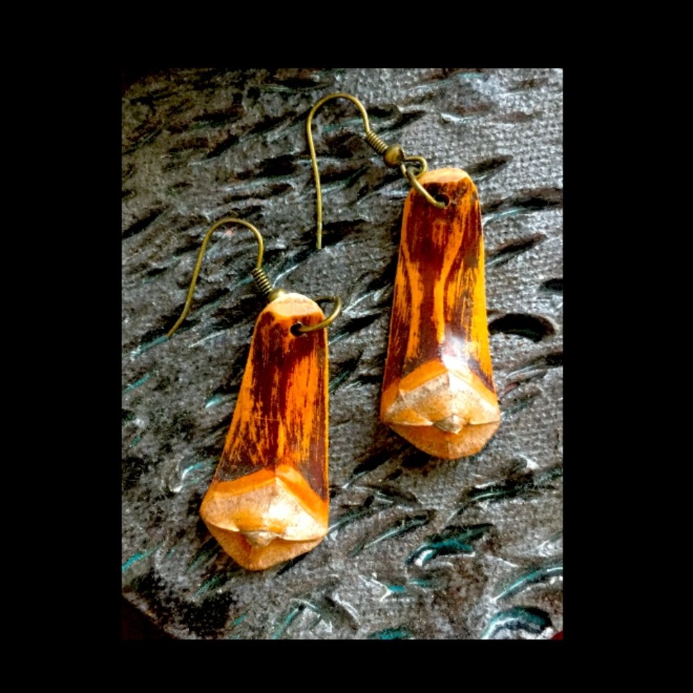 Unique Earrings - Gorgeous!